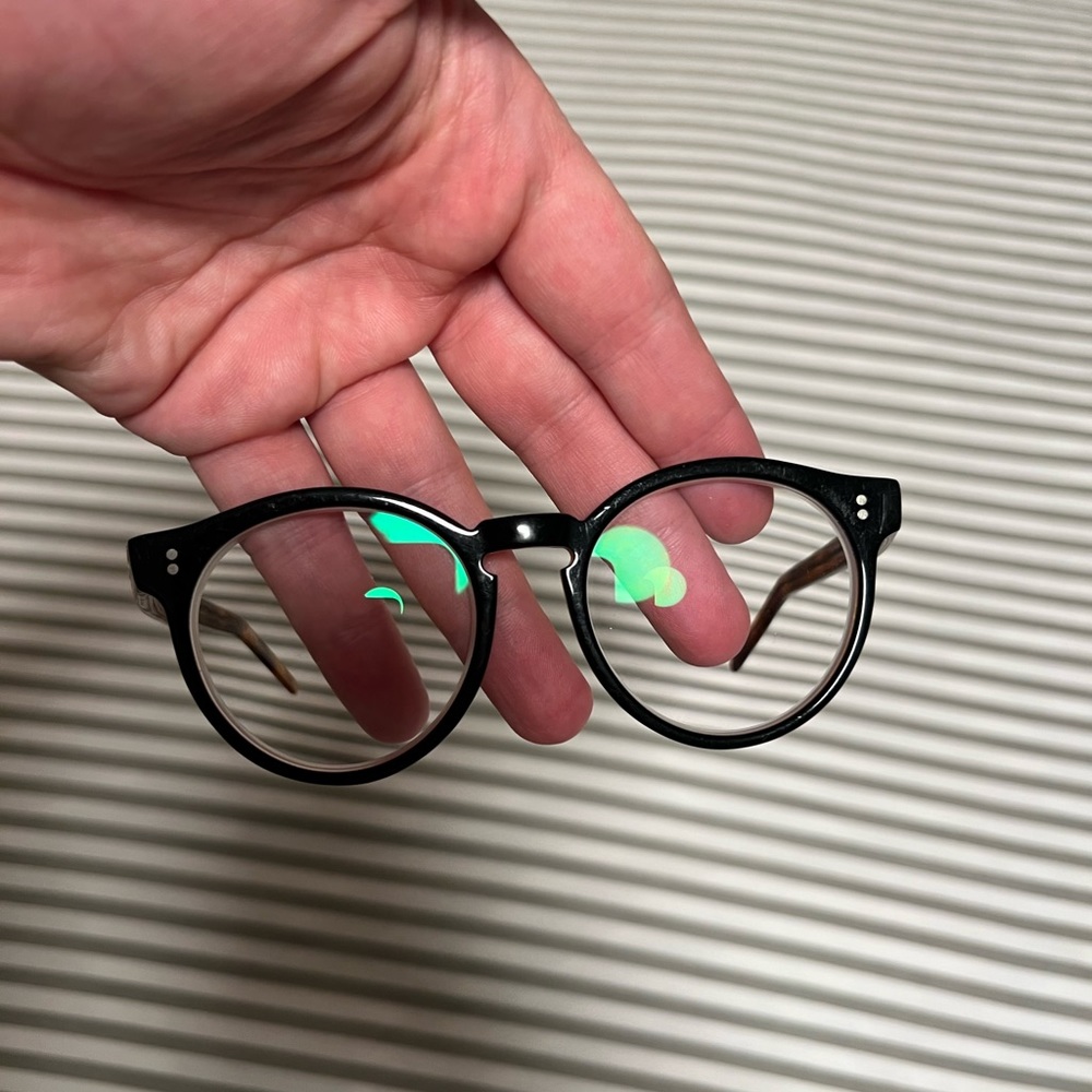 CUTLER AND GROSS EYE GLASSES - BLACK LENS